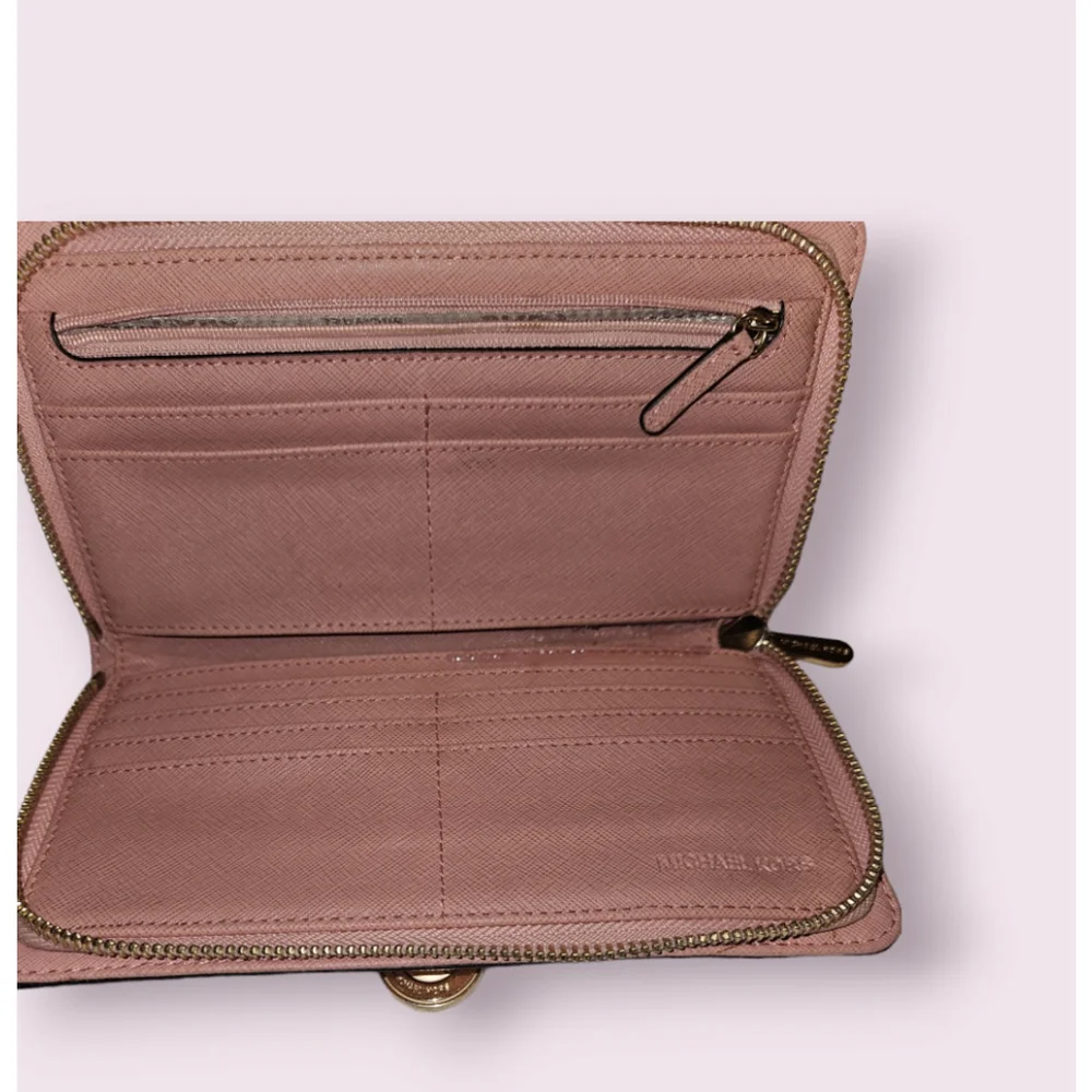Michael Kors Pink Wallet
